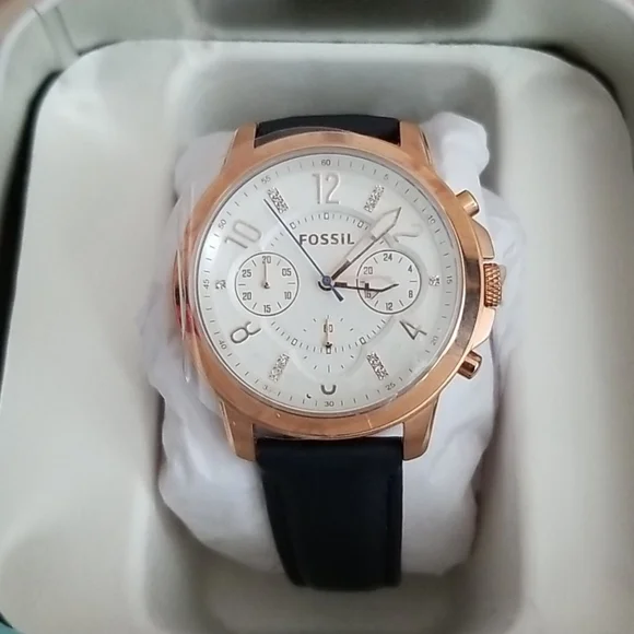 New Fossil Gwynn Chronograph Indigo Leather Watch Watch - Picture 2 of 11